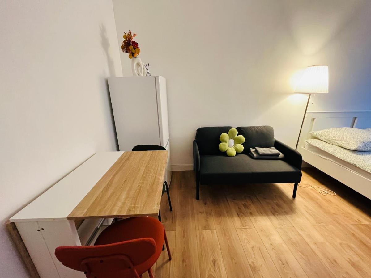 Dream Dwell Paris-Eiffel Tower Mirabeau Bridge Cozy Home In The 16Th District Париж Екстериор снимка